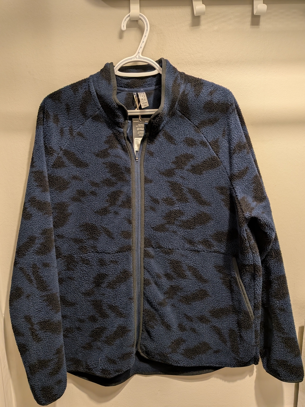 Adidas Women New Navy and Black Patterned Fleece Jacket